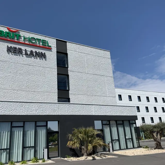 BRIT HOTEL KER LANN AEROPORT