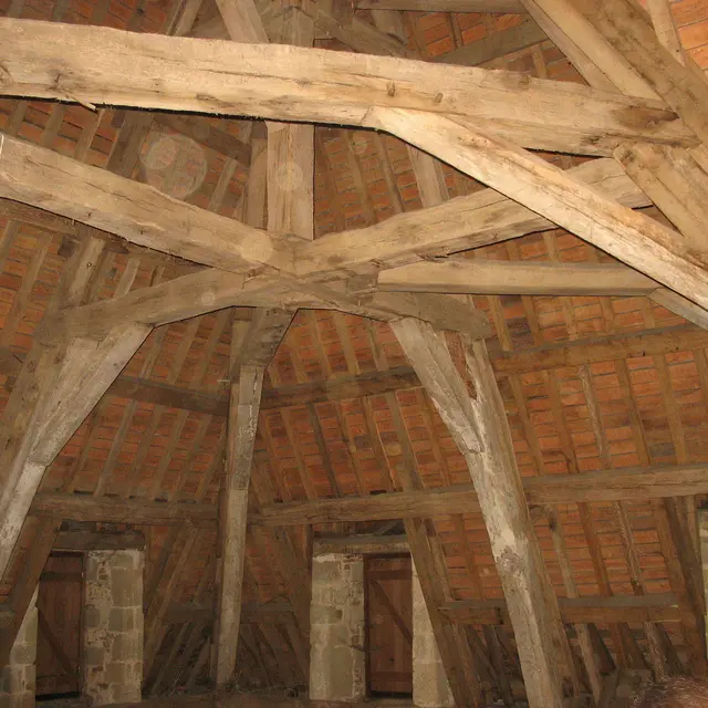 Combles de l'abbaye de Paimpont