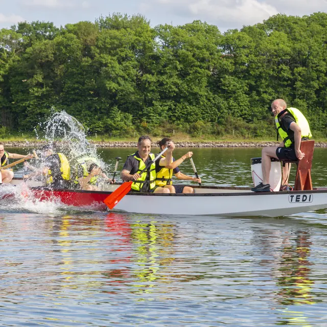 Dragon Boat Base Loisirs HV ©VitréCommunauté-MaxJuillot