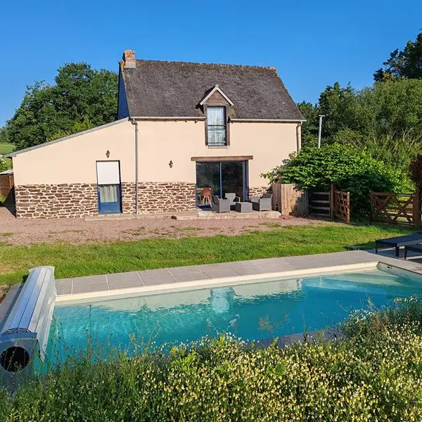 Extérieur piscine