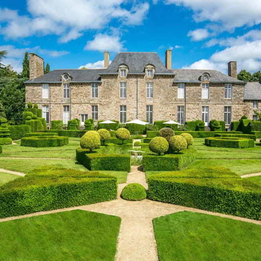 Chambre d'hôtes Château de la Ballue à Bazouges-la Pérouse