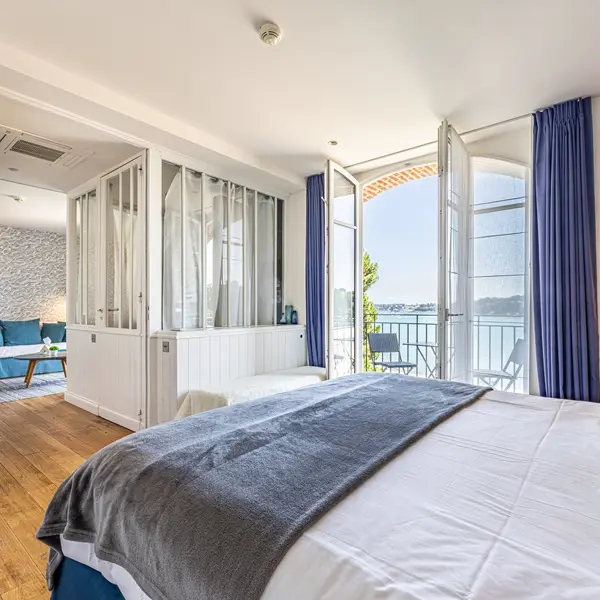 Hôtel Didier Méril Corentin Marais photo brochure