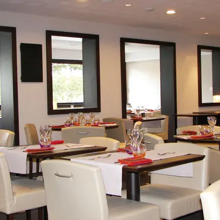 Kyriad Hôtel-Restaurant Le Délice