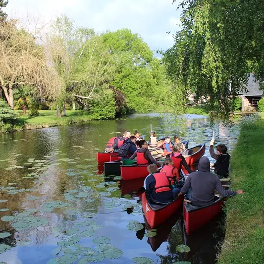 Visites guidées en canoë Montfort au crépuscule