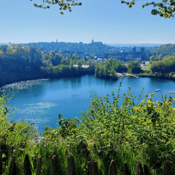 Vue-carrière-rocher-coupé (2) 800x600