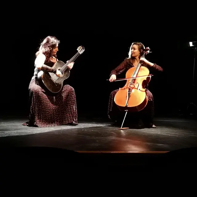 Duo Della