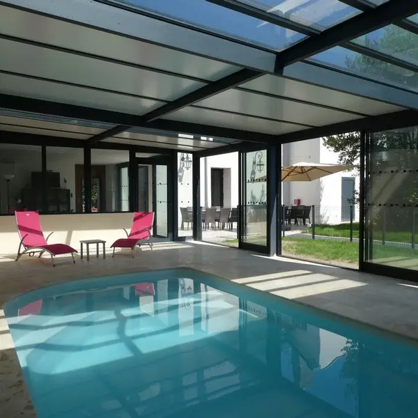 Gîte Cèdre et Charme - Piscine intérieure 1