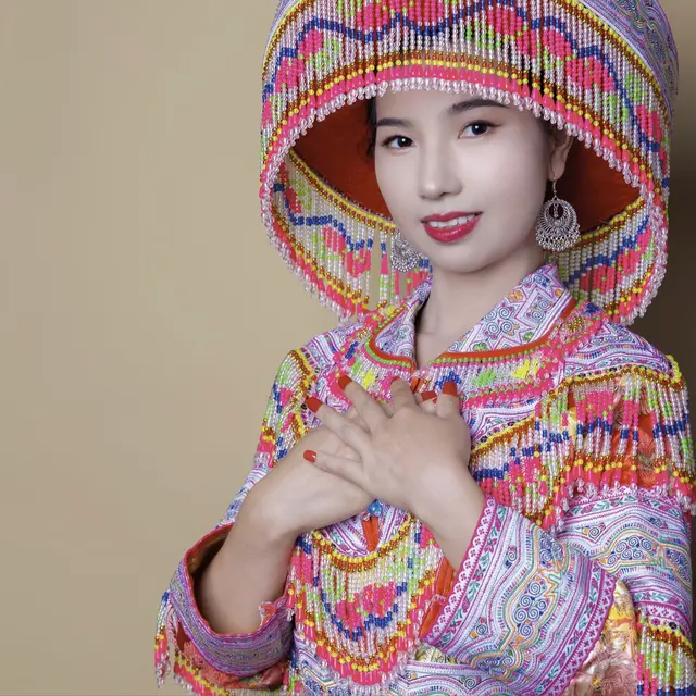 27-02 NOUVELAN CHINOIS