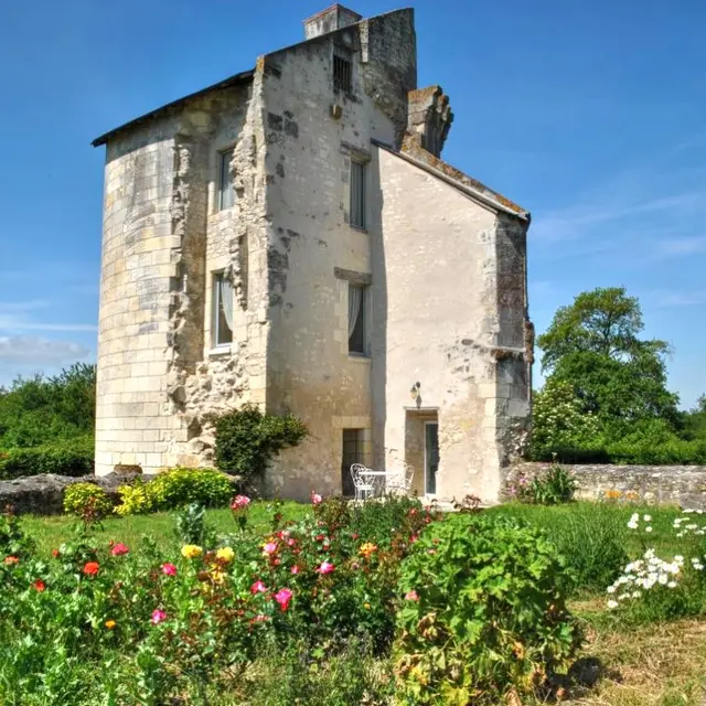 La Tour du Château des Etangs_1