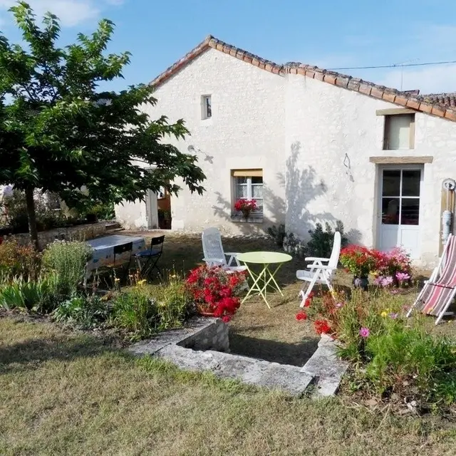 Le Gîte de Monteneau_1