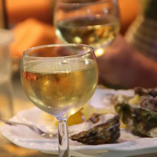 wine-Heinrich Hess- Pixabay