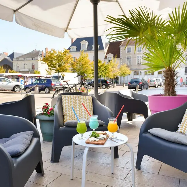 ACVL-Richelieu-Le-puit-doree-Hotel-restaurant--3-