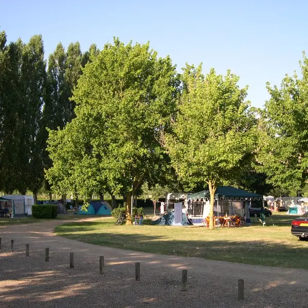 Camping municipal Les bords de Creuse - Yzeures-sur-Creuse