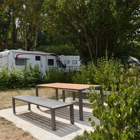 Aire d'accueil - Le relais des berges du Cher