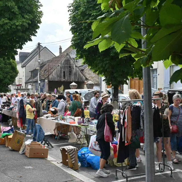Brocante de l'UCAI