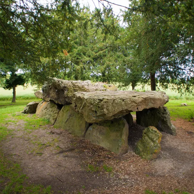 Dolmen de La Grotte aux Fées
