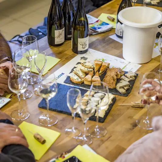 Degustation_vins_Vouvray_2261_credit_DDarrault_CRTCentrevaldeLoire