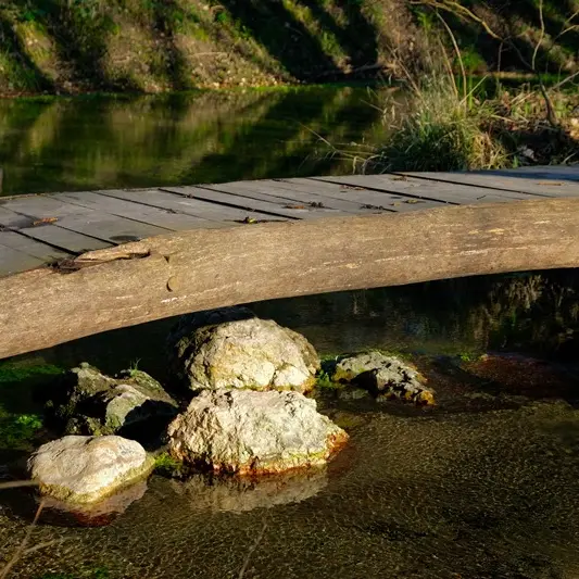 Les Fontaines rouges - Esves le Moutier