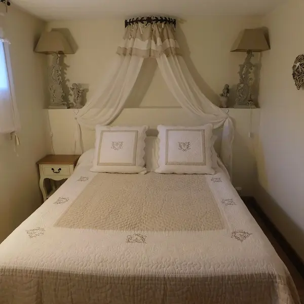 LES_JARRIERES_CHAMBRE_DES_PLUIES_D_ETOILES