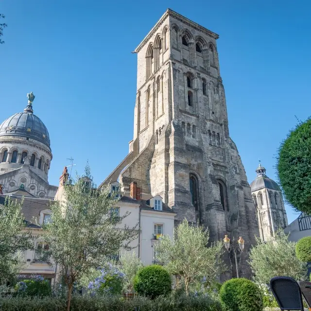PatrimoineTourCharlemagne2