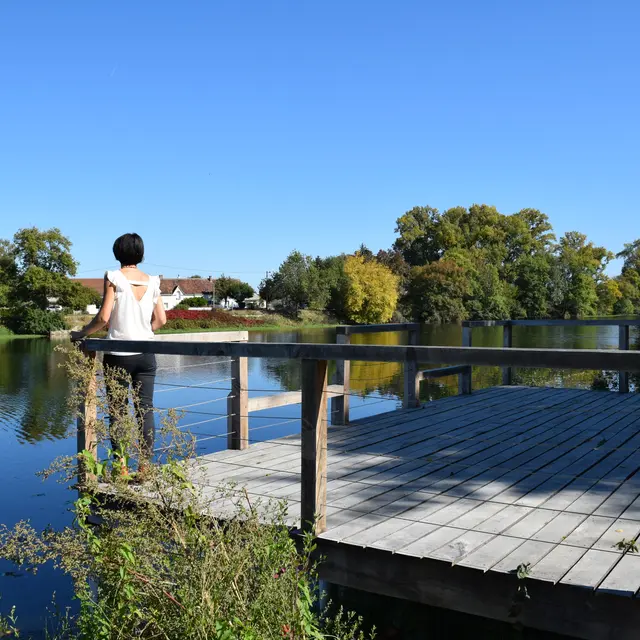 Ponton pêche Azay-sur-Cher