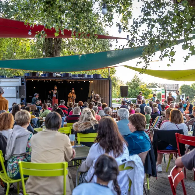 Port-Avertin - Guinguette de Saint-Avertin (1)