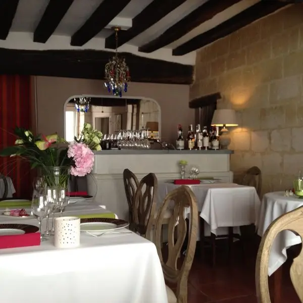 RESTAURANT CHINON LES ANNEES 30
