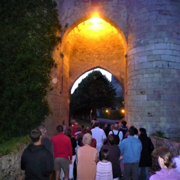 Visite nocturne à  Château-Renault