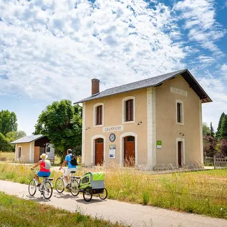 Gare de Champigny-sur-Veude / Boucle vélo entre Mâble et Veude / Voie verte