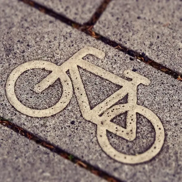 aire-services-velo-loches-valdeloire