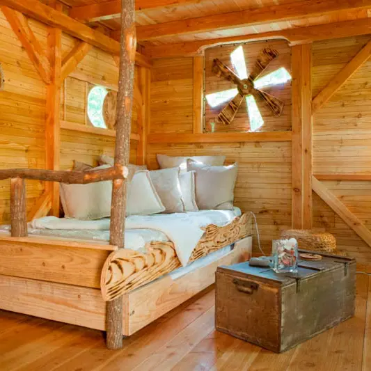 La cabane du pêcheur - La Chapelle-aux-Naux, France