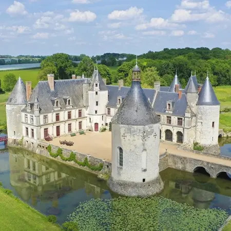 chateau-motte-sonzay-1536x864