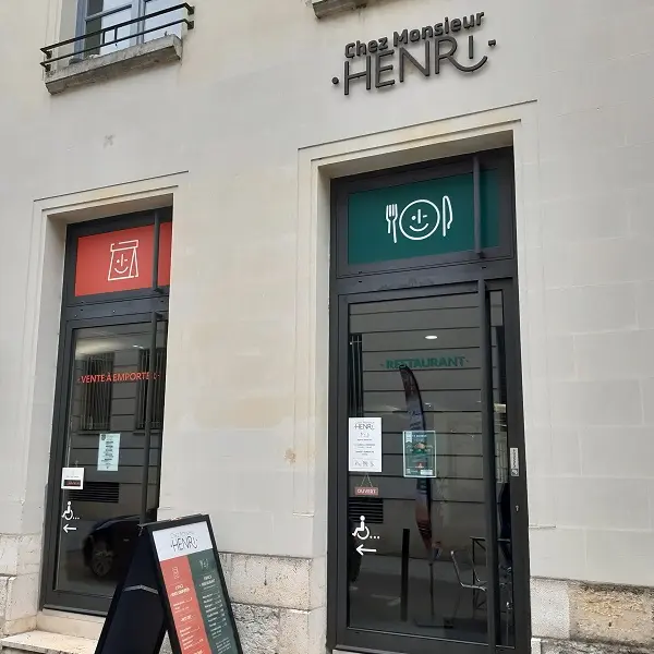 Chez Monsieur Henri - Restaurant associatif à Tours.