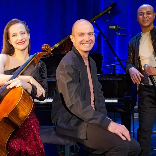 duofortecelloetlhome-romanceurbaine©alainstinct