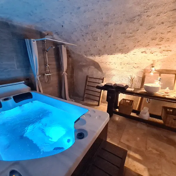le coin détente avec jacuzzi