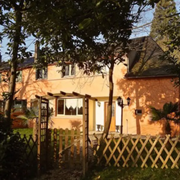 facade-giteduchateaulesvallees-tournonsaintpierre-valdeloire