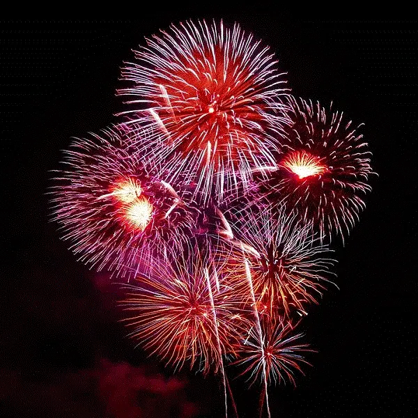 feu-artifice-loches-valdeloire-rouge