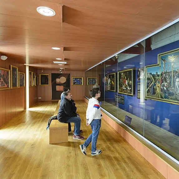 galerie-st-antoine1_leonard-de-serres