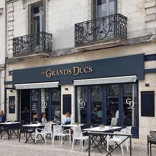 Les grands ducs - Restaurant à Tours