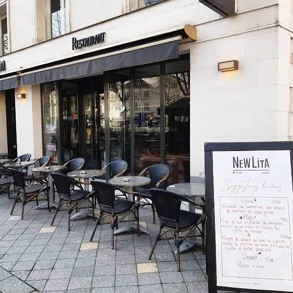 Newlita Café Restaurant, place Jean-Jaurès à Tours.