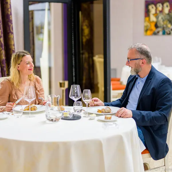 La promenade, Maison Dallais - Restaurant au Petit-Pressigny, France.
