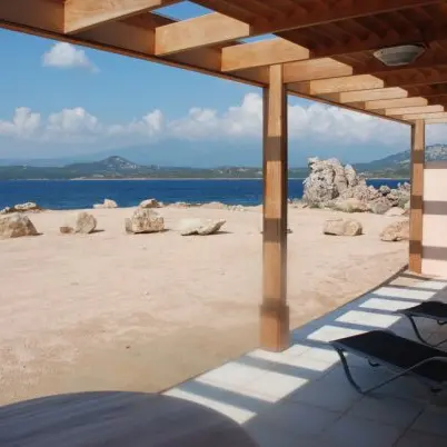 location_appartemant_la tonnara_plage_terrasse_bonifacio