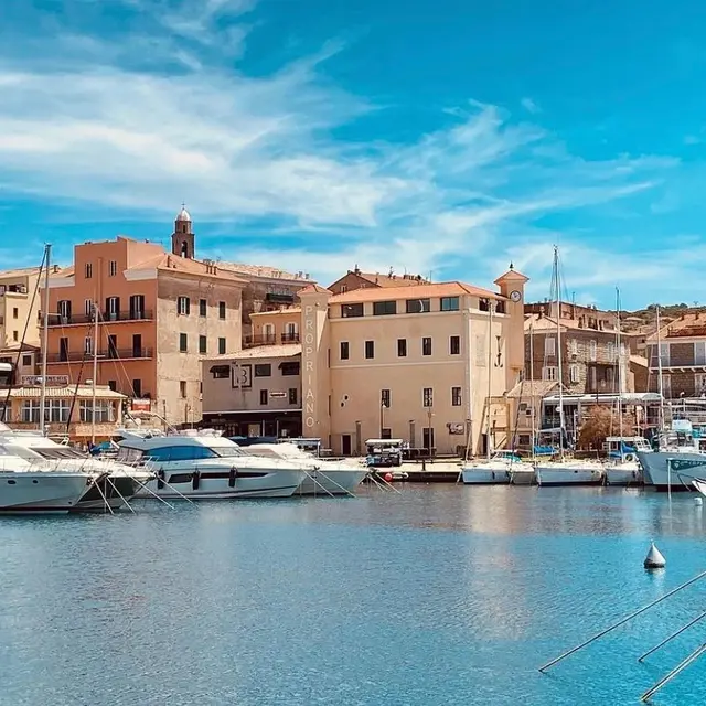 PROPRIANO ET SON PORT
