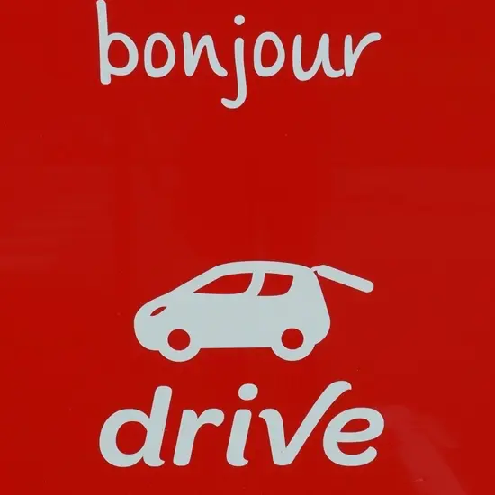Carrefour Drive_1