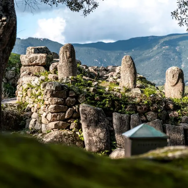 Filitosa, des menhirs en pleine nature