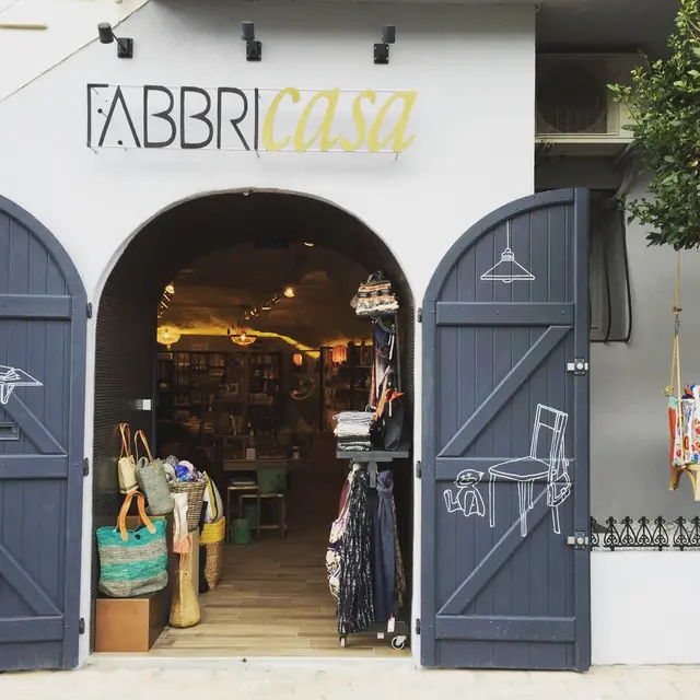 boutique_fabbricasa_decoration_port_bonifacio_devantureIMG_1