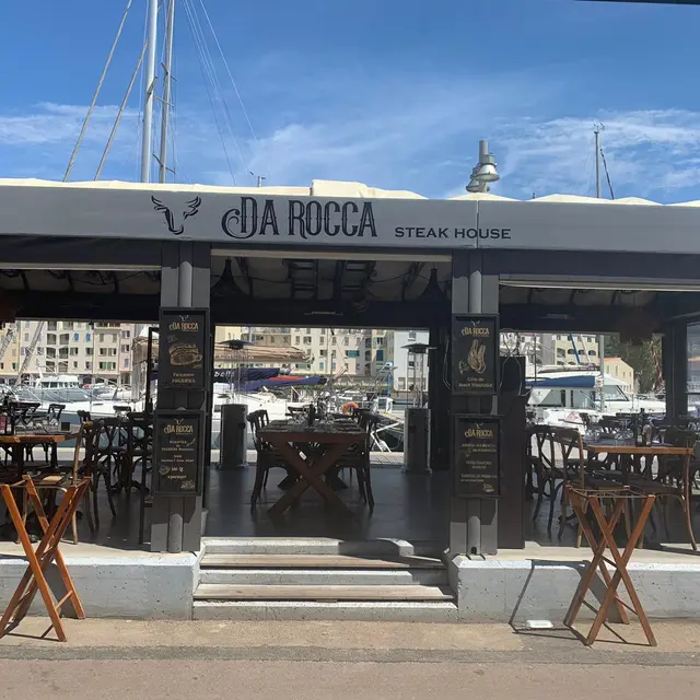 bonifacio_restaurant_da rocca_port_devanture