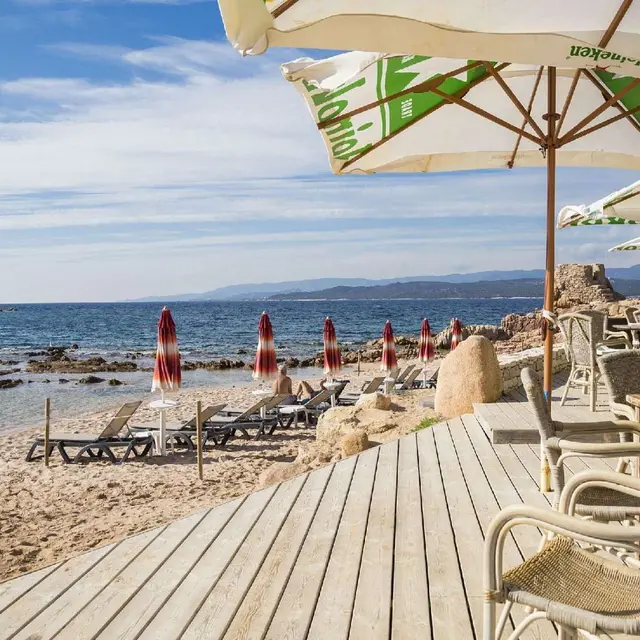 Bonifacio_restaurant_goeland beach_plage_tonnara_0010