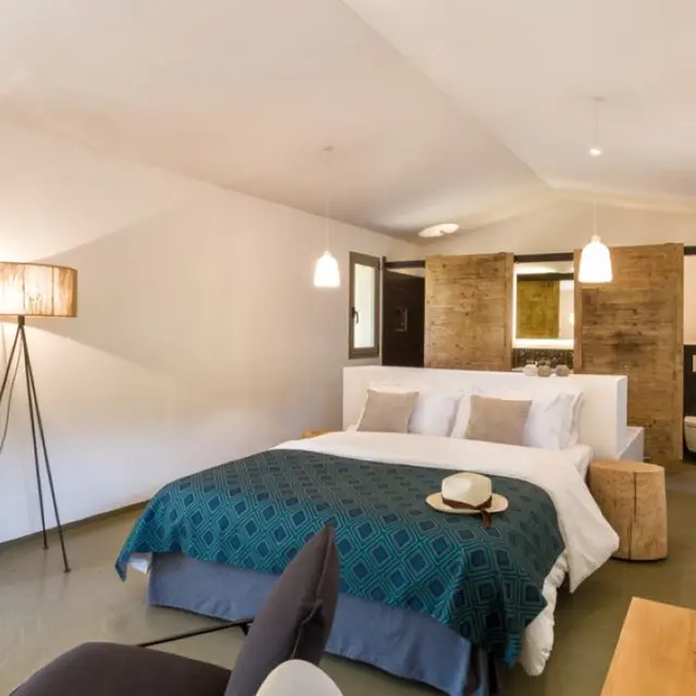 LES-CHAMBRES-DE-MILA-2-4