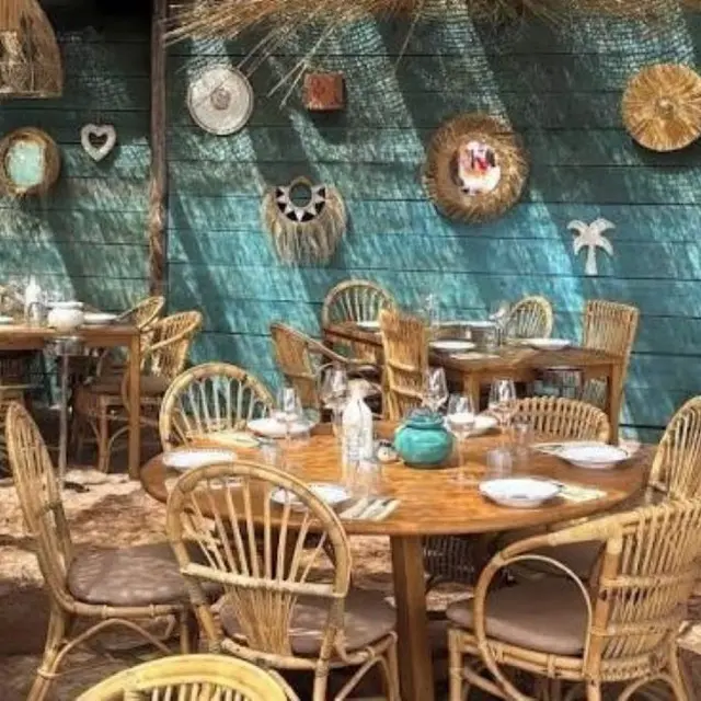La-boheme-table-2